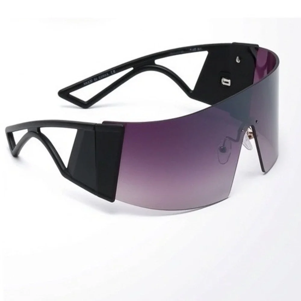 Men Sunglasses Modern Eyewear Featuring Violet Gradient Lens Bold Geometric 2026